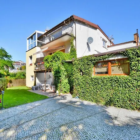 Comfortable By The River, Apartamento *