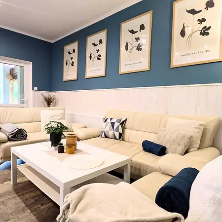 Comfortable By The River, Apartamento