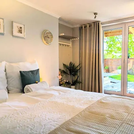 Luxurious, Spacious Apartment, Sauna Included Apartmán Kolobřeh