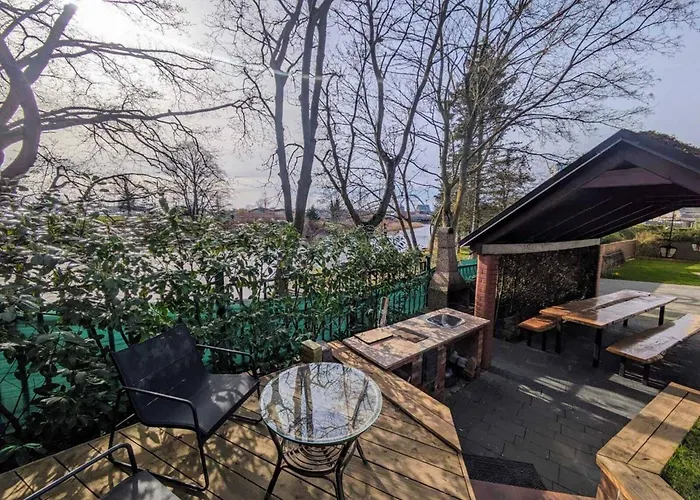 Luxurious, Spacious Apartment, Sauna Included Apartmán *