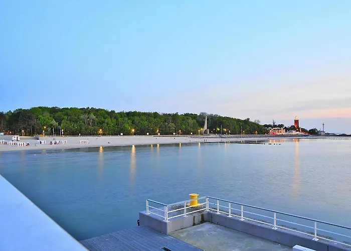 Luxurious, Spacious Apartment, Sauna Included شقة