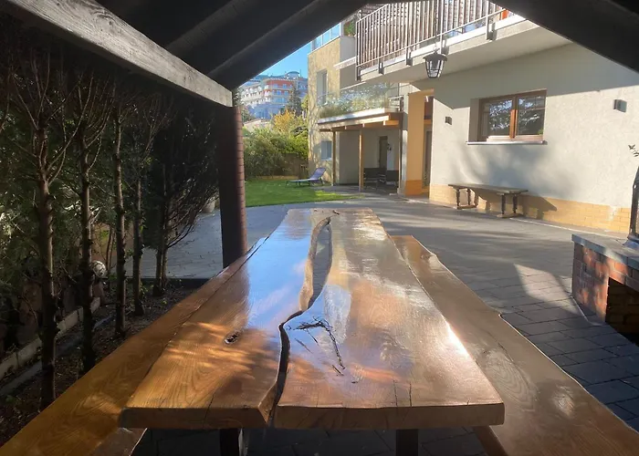 Luxurious, Spacious Apartment, Sauna Included شقة كولوبرزيغ