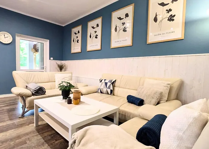 Luxurious, Spacious Apartment, Sauna Included Appartamento